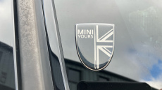 MINI Hatchback 1.5 Cooper Exclusive 5dr Auto [Comfort/Nav Pack] Petrol Hatchback